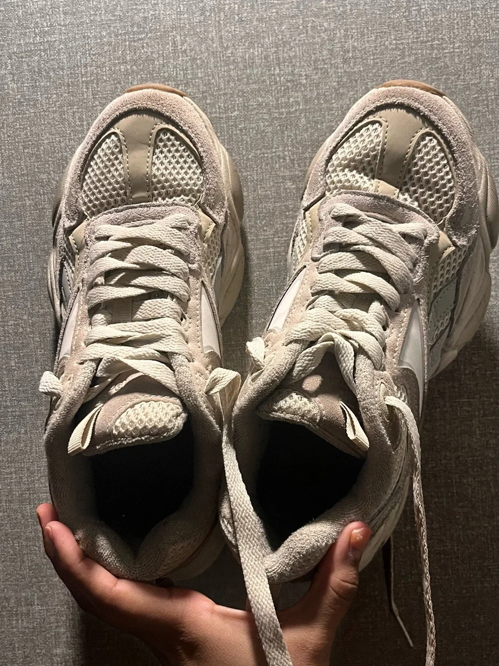 Women’s Chunky Lace-Up Sneakers in Light Beige